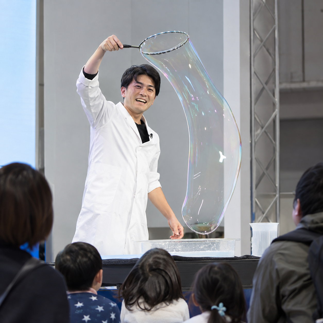 科学実験パフォーマンス（サイエンスショー）手配